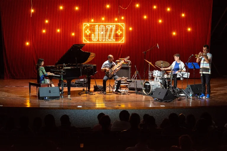 Toots–Roots–Lassmann esineb Põlvas: pilet kuni 15 eurot